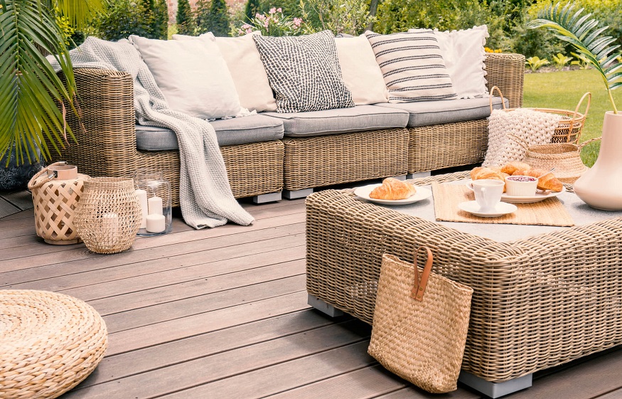 The Different Materials of Outdoor Furniture and Their Pros and Cons